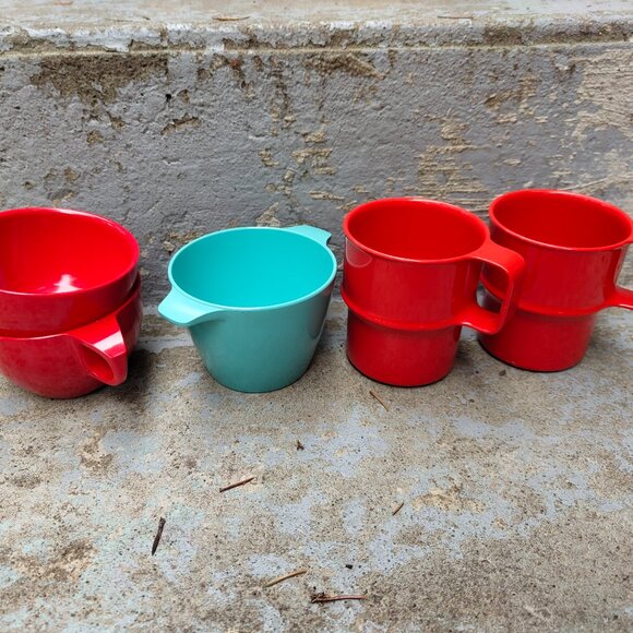 1960s Mepal Melmac Dorchester Melamine Cups - Picture 3 of 8